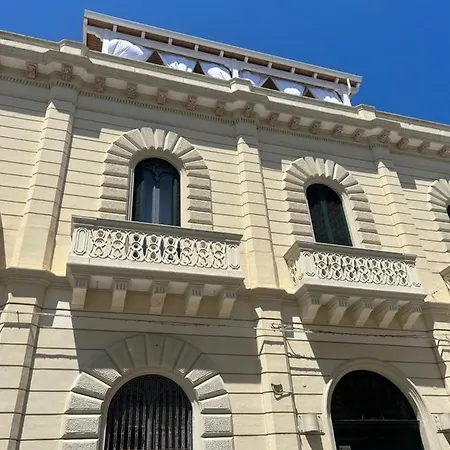Palazzo Angelelli B&B 갈리폴리