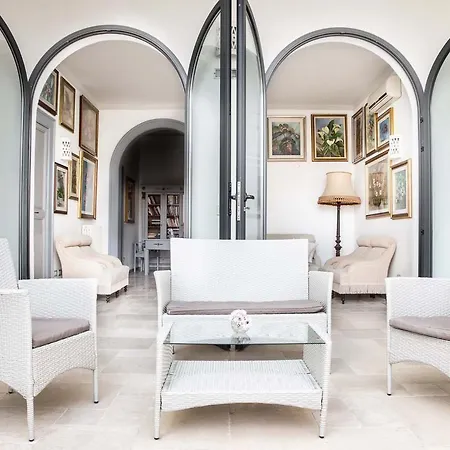 Alojamento de Acomodação e Pequeno-almoço Palazzo Angelelli Gallipoli