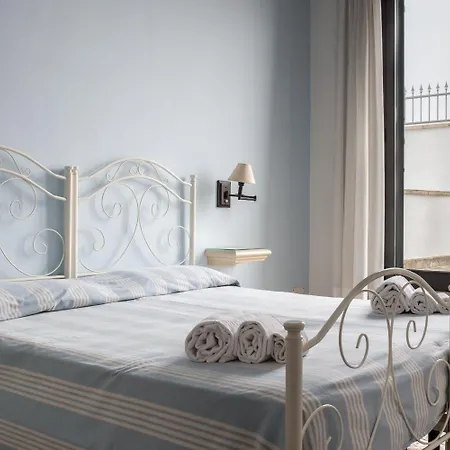 Palazzo Angelelli Alojamento de Acomodação e Pequeno-almoço 3*