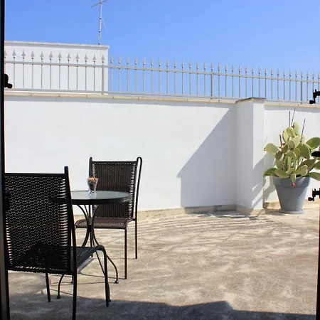 Alojamento de Acomodação e Pequeno-almoço Palazzo Angelelli Gallipoli