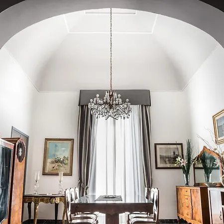 Alojamento de Acomodação e Pequeno-almoço Palazzo Angelelli 3*